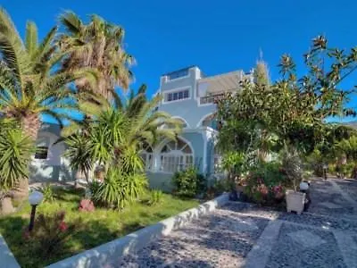 Pantheon Aparthotel Agios Georgios (Santorini)