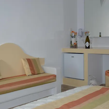 Aparthotel Pantheon 4*