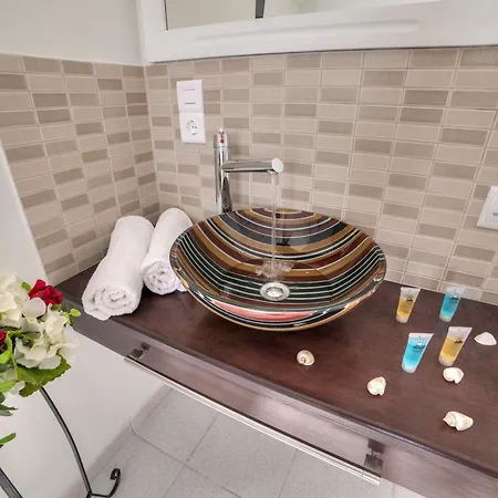 Pantheon Aparthotel 4*